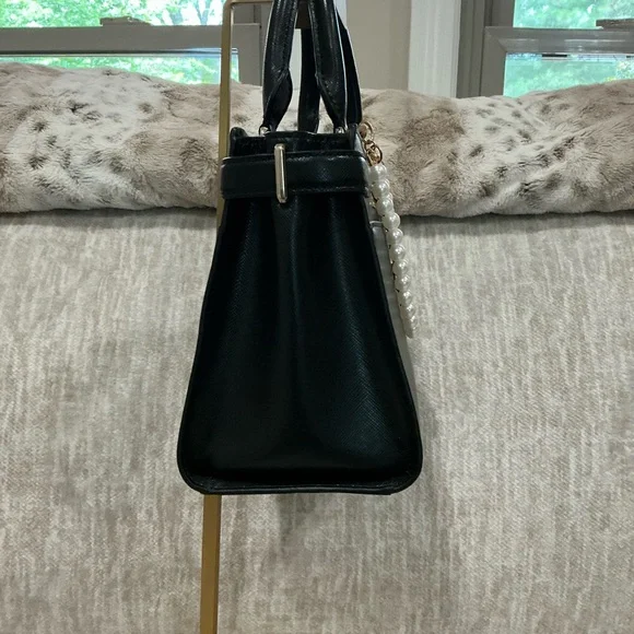 ✨💎NWOT💎✨ Kate Spade Two way Satchel Bag w/ Bag Charm. - Picture 4 of 12